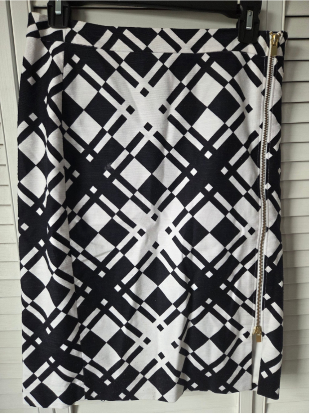 Women's Talbots Pencil Skirt Size 2 Black White Plaid Pattern